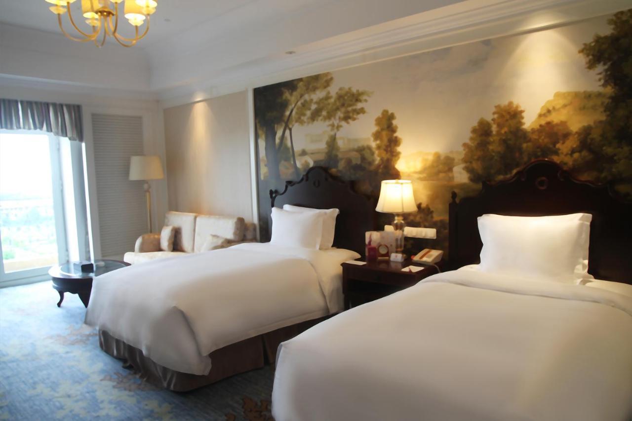 Crowne Plaza Ocean Spring Resort By Ihg Jimo Ngoại thất bức ảnh